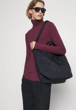 Pier One Hombre 2 PACK - Camiseta De Manga Larga - Bordeaux/dark Blue -Ofertas Pier One Tienda d2615e04deb9419db6c41a5fcc3d6b1a