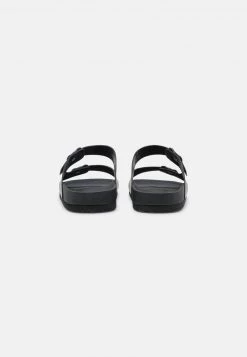 Pier One UNISEX - Pantuflas - Black, Unisexo 15 Pier One UNISEX - Pantuflas - Black, Unisexo -Ofertas Pier One Tienda d9e912440b1f48ef89780c792dc42065