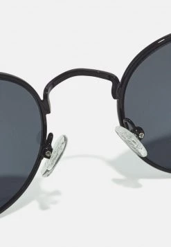 Pier One Unisexo UNISEX - Gafas De Sol - Black -Ofertas Pier One Tienda ddc162290c1a4743ad3bac7fcb95475d