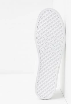 Pier One UNISEX - Mocasines - White, Unisexo -Ofertas Pier One Tienda dee0a4750a5f4236ad549067444ca07e