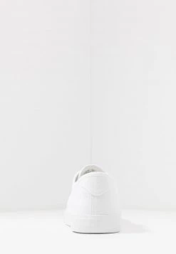 Pier One Unisexo UNISEX - Zapatillas - White -Ofertas Pier One Tienda dfe3395813e747e98ae0870acbce6ad2