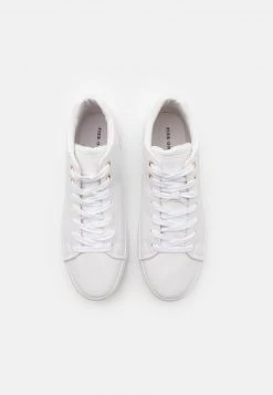 Pier One Unisexo UNISEX - Zapatillas Altas - White -Ofertas Pier One Tienda e0d2f579655047c8b1425c629df06476