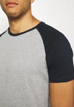 Pier One Hombre Camiseta Básica - Dark Blue 13 Pier One Hombre Camiseta Básica - Dark Blue -Ofertas Pier One Tienda e1f46094069d4c3c872bd799945da0da