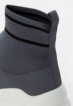 Pier One Hombre Zapatillas Altas - Grey 13 Pier One Hombre Zapatillas Altas - Grey -Ofertas Pier One Tienda e5b5f3ad4b144ac3ae241bf949bbba8a