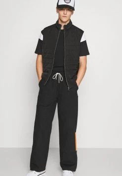 Pier One Hombre SLEEVE BLOCK NEW - Camiseta Estampada - Black/white 11 Pier One Hombre SLEEVE BLOCK NEW - Camiseta Estampada - Black/white -Ofertas Pier One Tienda e8eb635624d14dde907e4fc0f64f0526