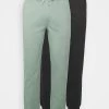 Pier One Hombre 2er PACK - Pantalones Deportivos - Green/black -Ofertas Pier One Tienda e9e52a633c1c4d2b95660c1da4b10a89
