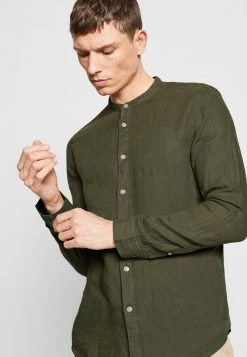 Pier One Hombre Camisa - Olive -Ofertas Pier One Tienda f5f3402f9ac34baeb66589ae1a6838bc