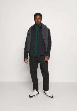 Pier One Hombre Camiseta De Manga Larga - Green -Ofertas Pier One Tienda faf3802255d349a8aec22544c35c5d53