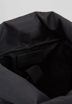 Pier One Unisexo Mochila - Black -Ofertas Pier One Tienda fc49157c4ead45fa940b4cde00989109