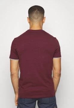 Pier One Hombre Camiseta Básica - Bordeaux -Ofertas Pier One Tienda fd4f7996856844ac96b2c1f404d3f999