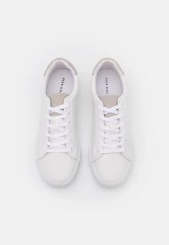 Pier One Unisexo Zapatillas - White -Ofertas Pier One Tienda ffccbe589f034038820cd75a624d193b